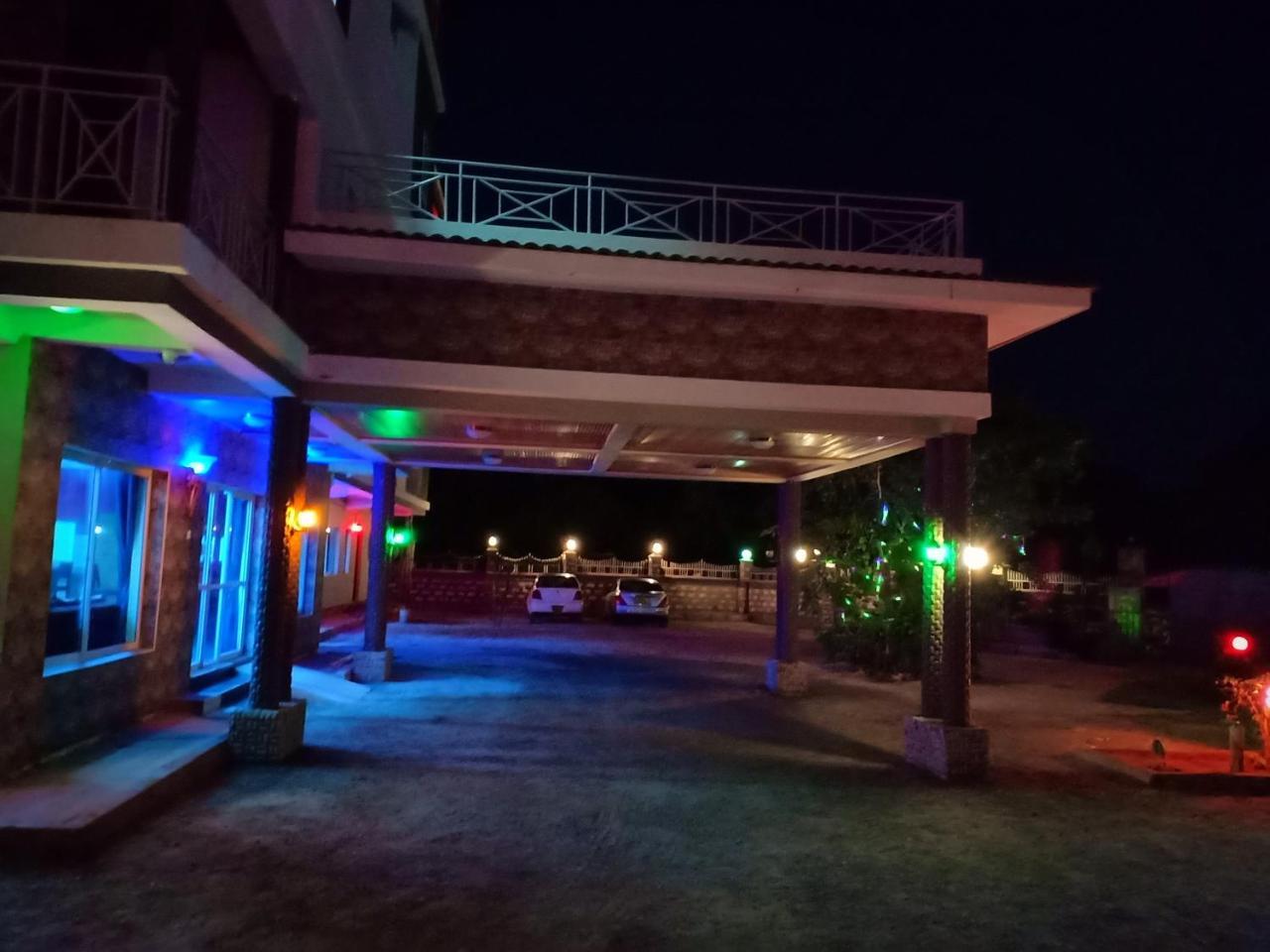 Diplomat Diani Beach Resort Exterior photo
