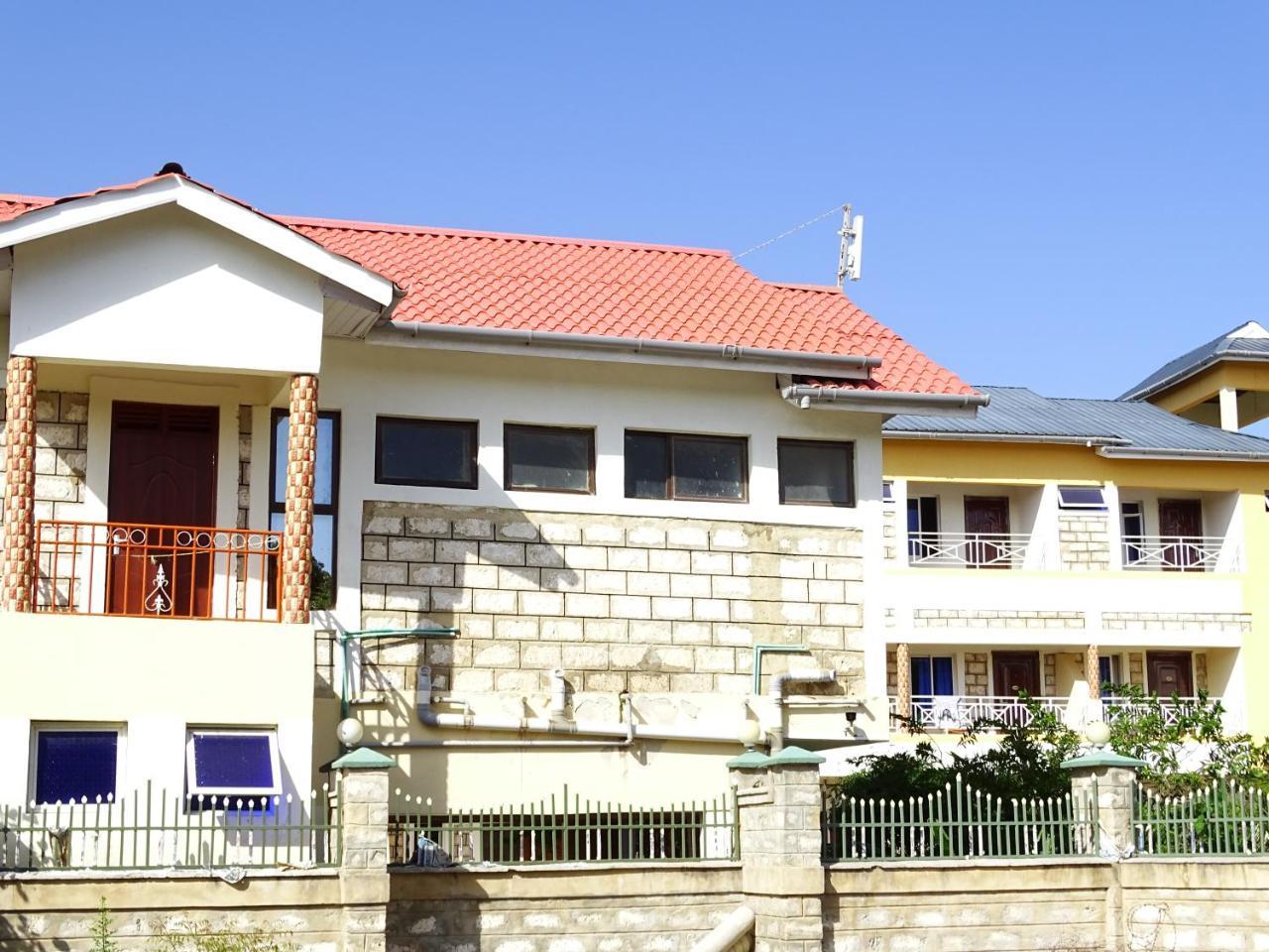 Diplomat Diani Beach Resort Exterior photo