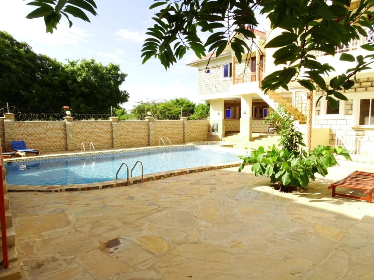 Diplomat Diani Beach Resort Exterior photo